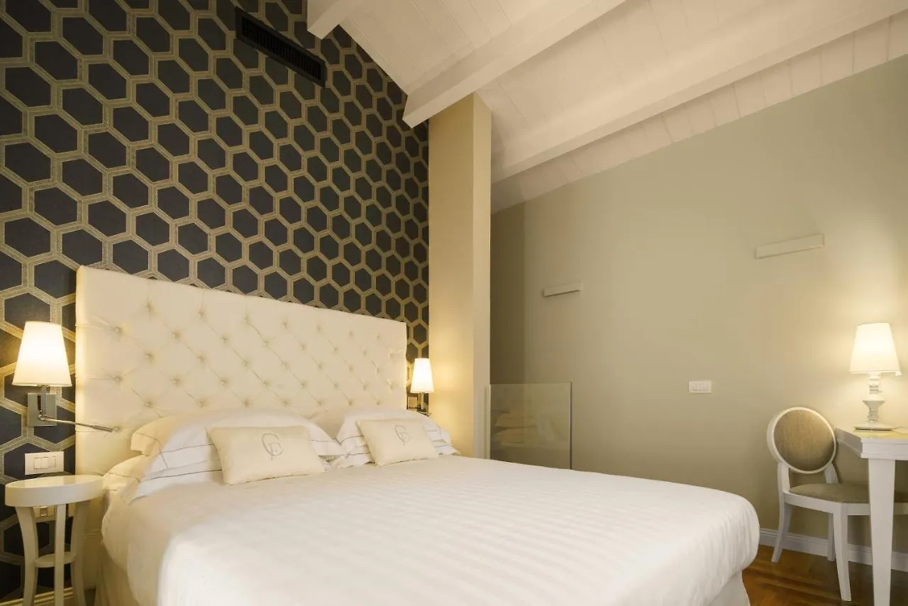 Boutique Hotel Carlo Felice 卡利亚里